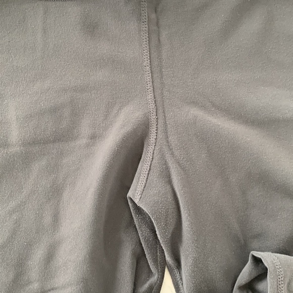 Yoga Capri - Picture 4 of 6